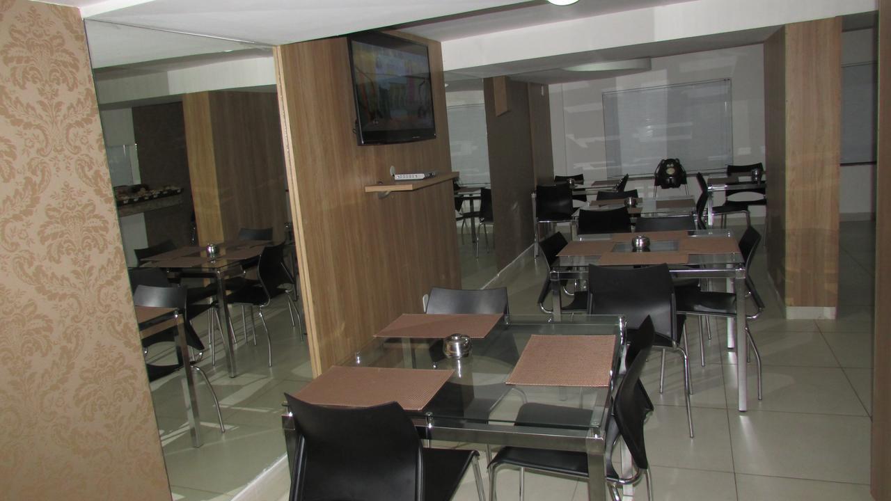 Hotel Oitis Governador Valadares Kültér fotó